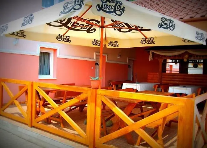Gasthof Viktor Vendeghaz Es Apartmanhaz 3*